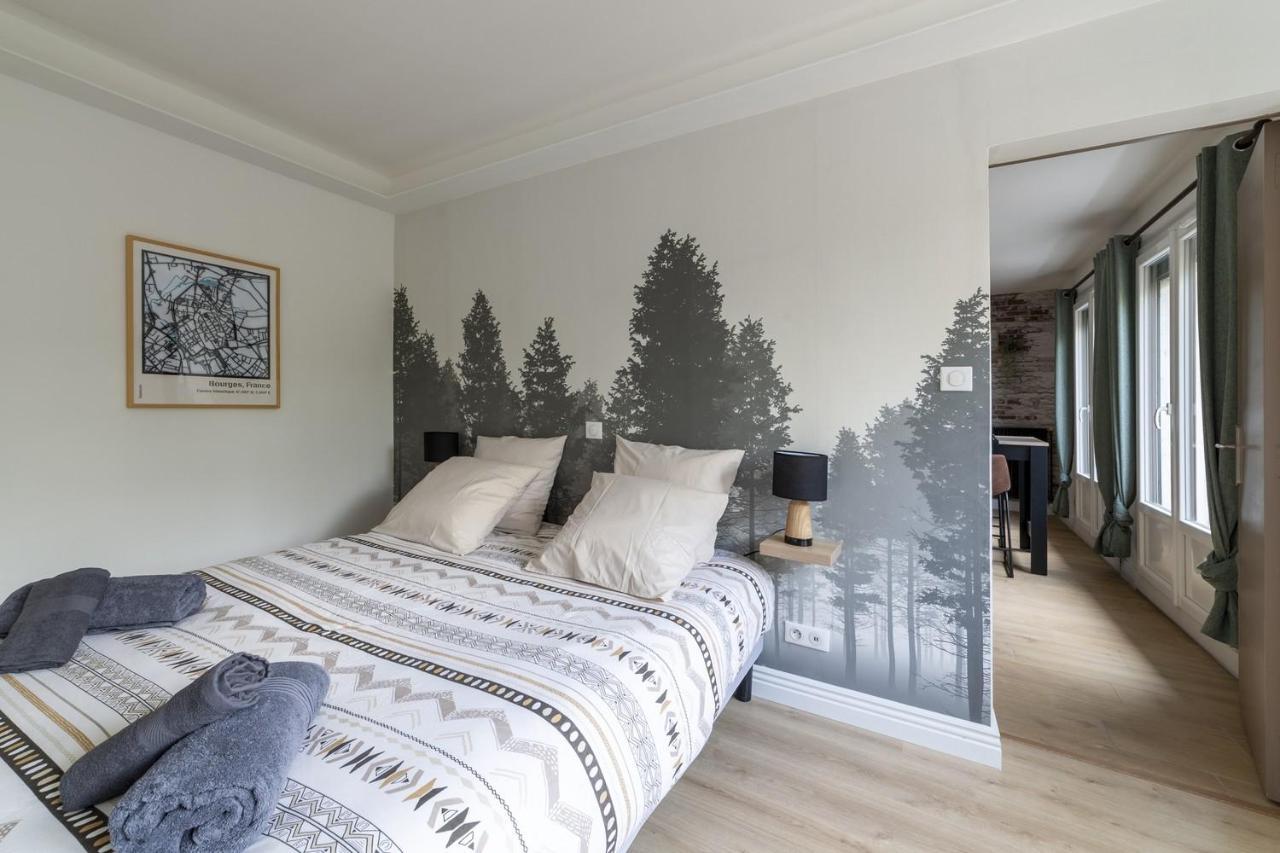 La Clairiere ~ Parking ~ Arrivee Autonome Apartment Bourges